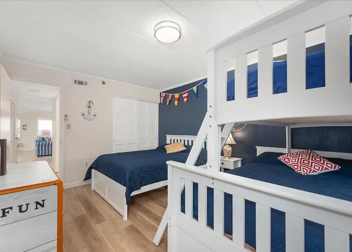 Downtown 2 Bedroom White Marlin Short Walk To The And Boardwalk! Ocean City