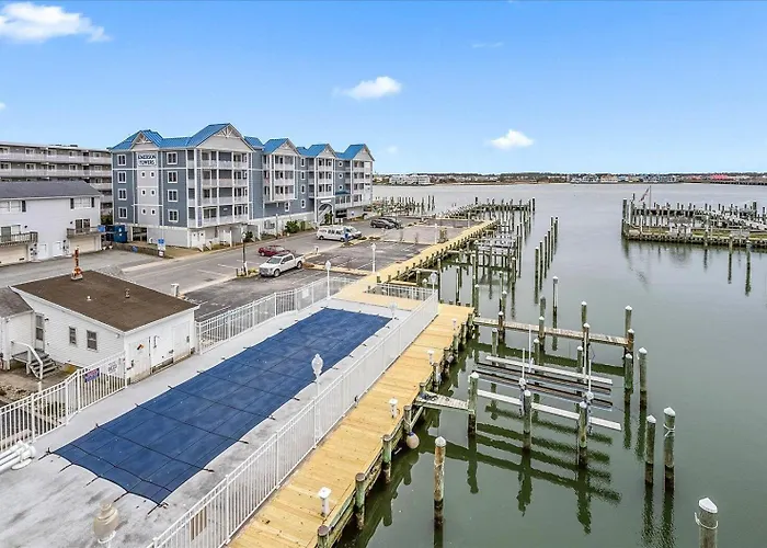 Downtown 2 Bedroom White Marlin Short Walk To The And Boardwalk! Holiday home *